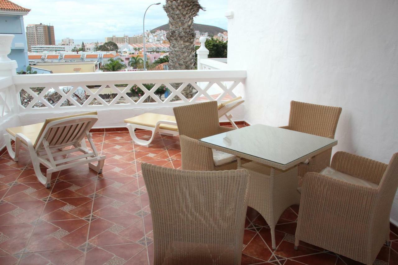 Royal Palm Aparthotel Los Cristianos  Exterior photo
