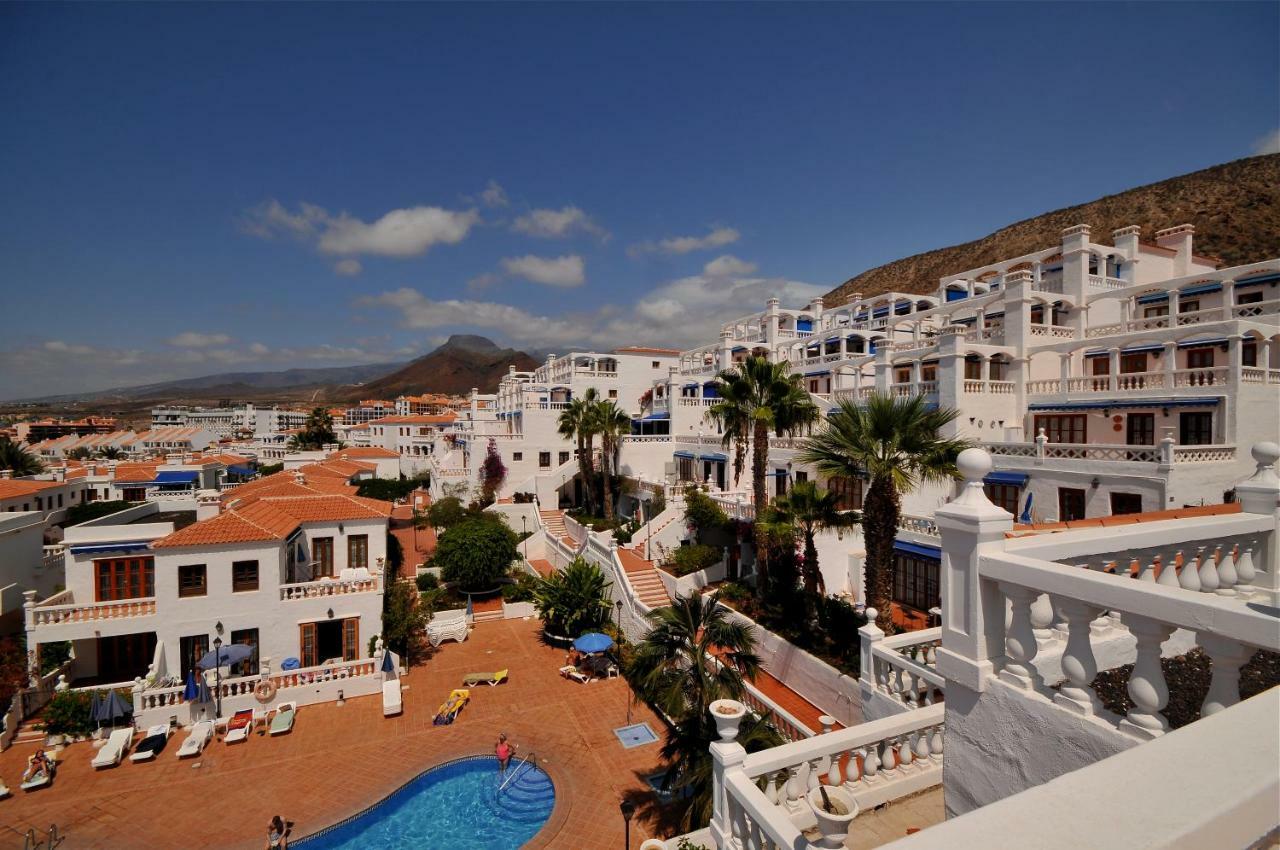 Royal Palm Aparthotel Los Cristianos  Exterior photo